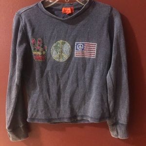 Butter embellished thermal top